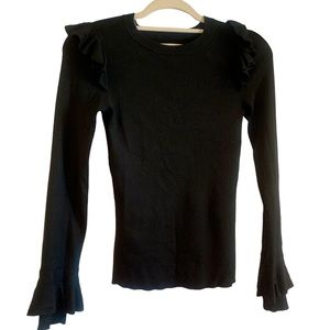Alice + Olivia Black flutter sleeve top in black size small